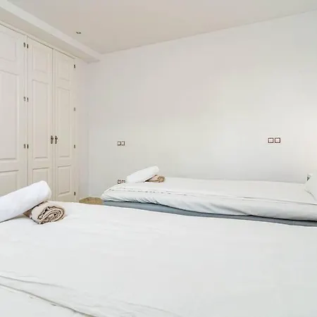 Stunning 2 Bedroom In Aloha Royal Rdr345