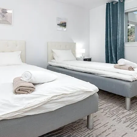Apartment Stunning 2 Bedroom In Aloha Royal Rdr345