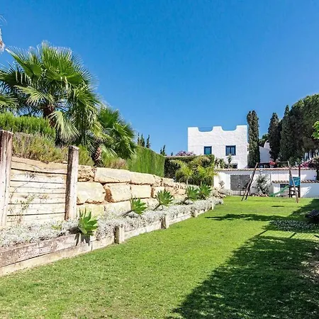 Stunning 2 Bedroom In Aloha Royal Rdr345 Marbella